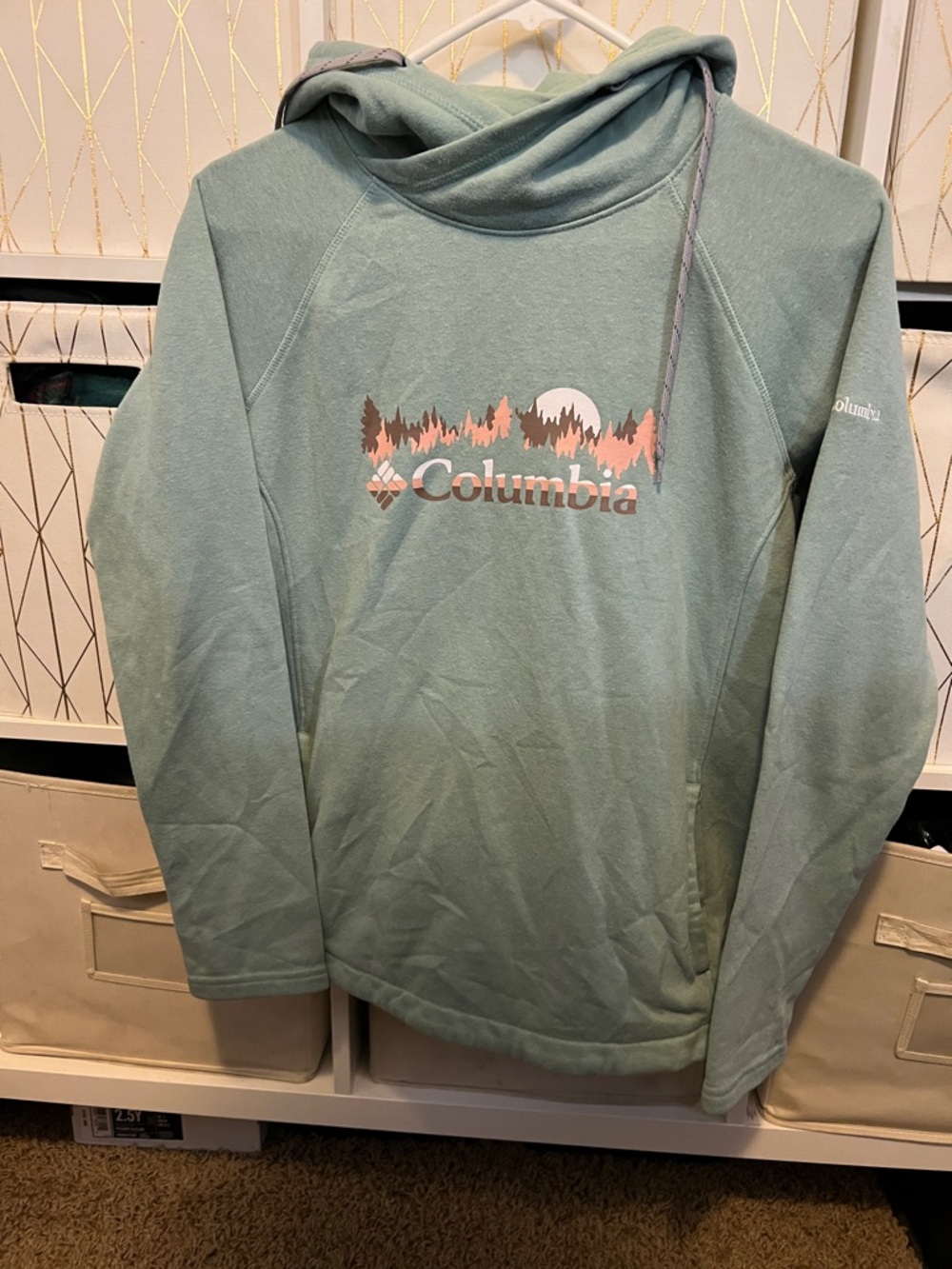 Columbia Women's Sage Green Pullover Hoodie with Pink Graphic